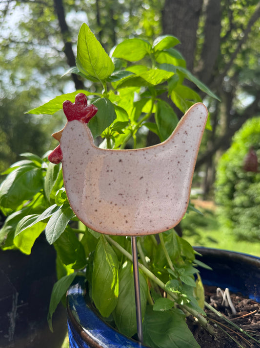 Mud & Maker - Plant Buddies - Garden Chicken