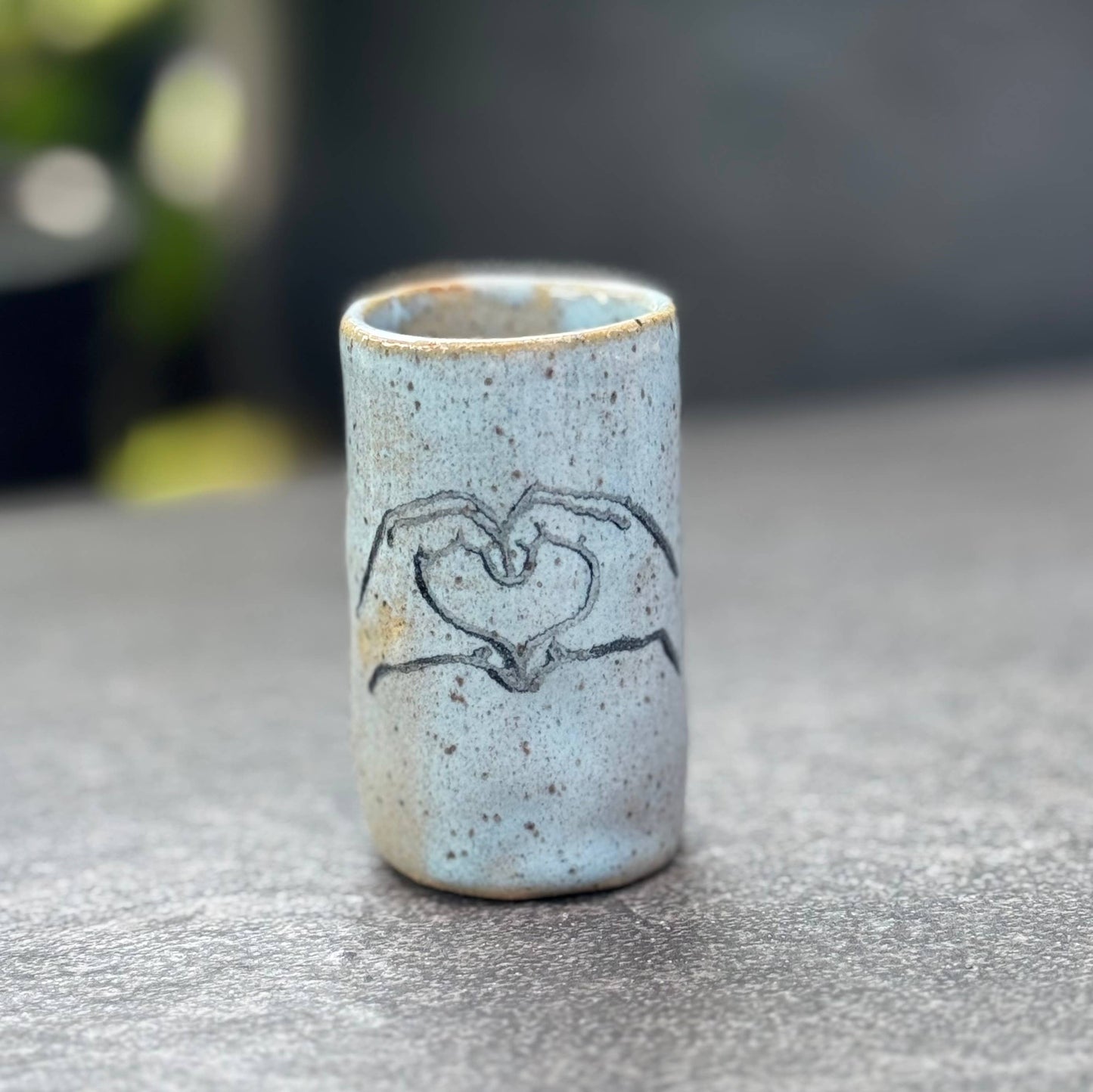 Mud & Maker - Tiny Tumblers - Heart Hands