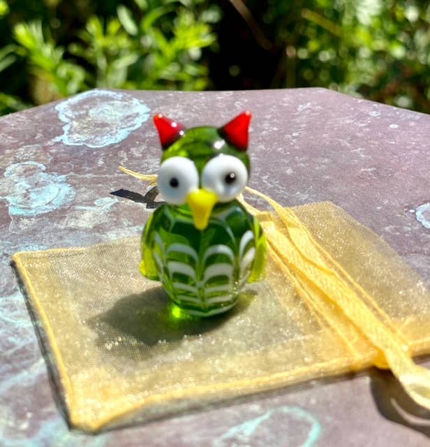 SHOPGIVECOURAGE - Glass Owl Sitter Miniature Collectible Figurine