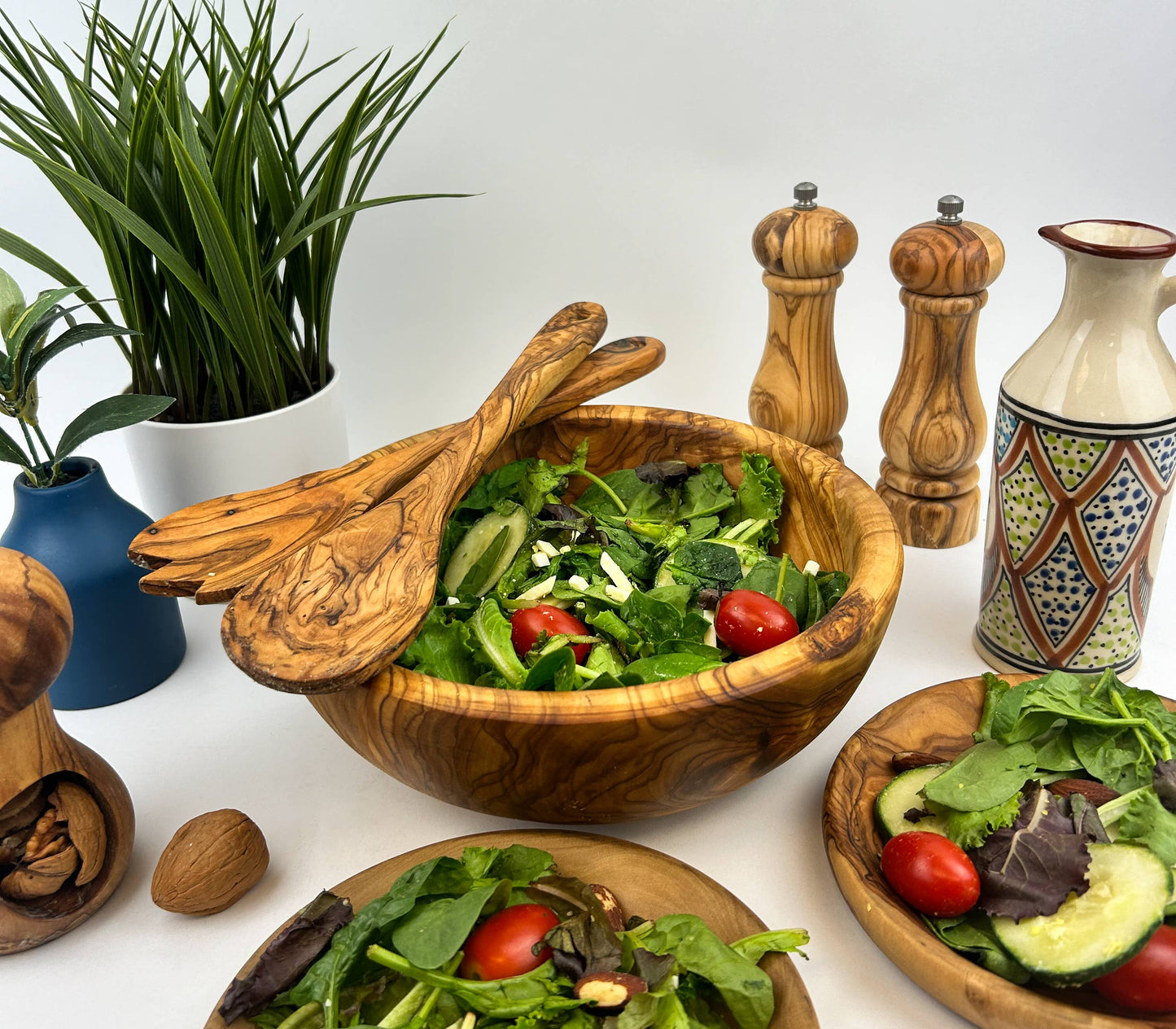 Natural OliveWood - Olive Wood Family Salad Bowl