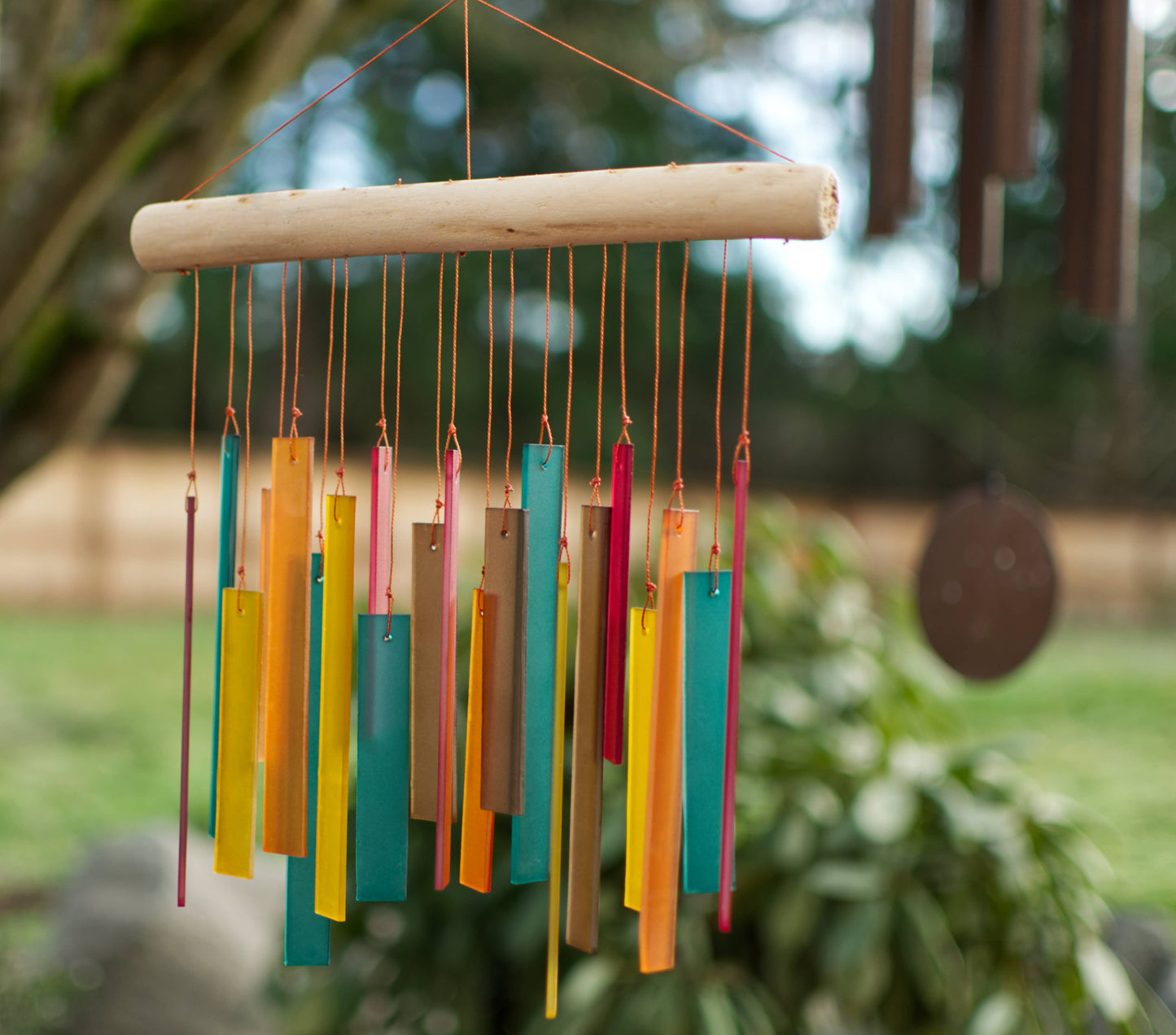 Cohasset Gifts - Glass Wind Chime - Tumbled Rectangle Design - Bodhi Colorway