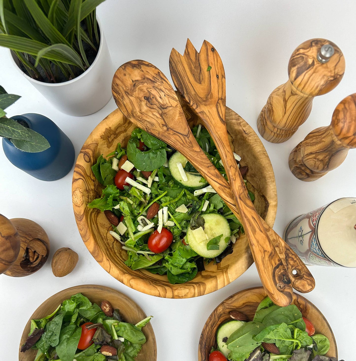 Natural OliveWood - Olive Wood Family Salad Bowl