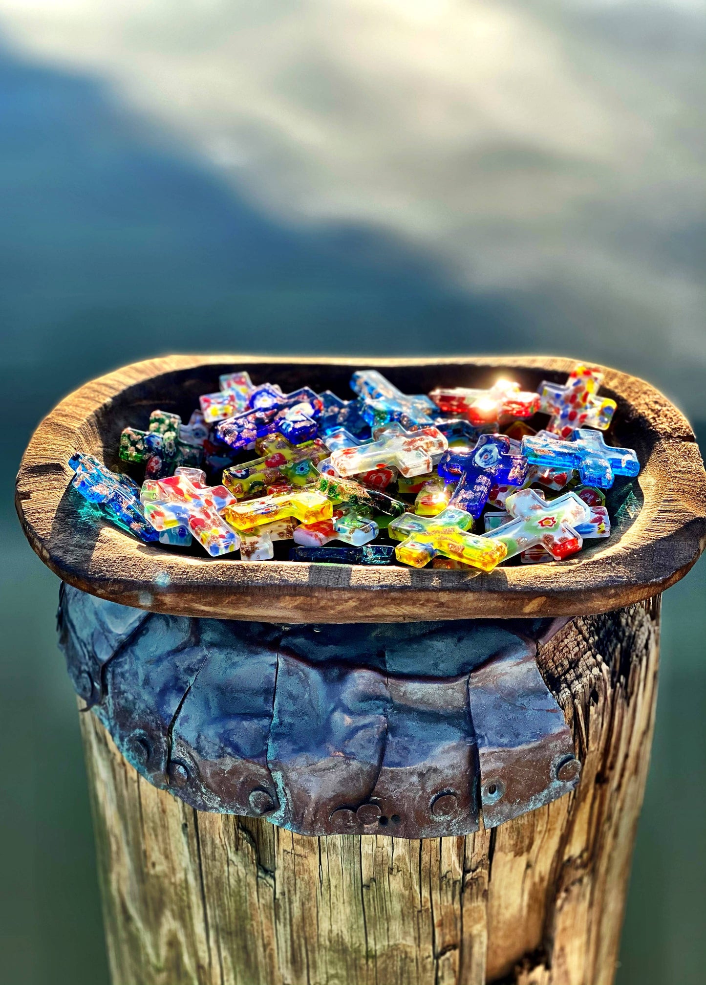 SHOPGIVECOURAGE - Glass Pocket Cross - Easter